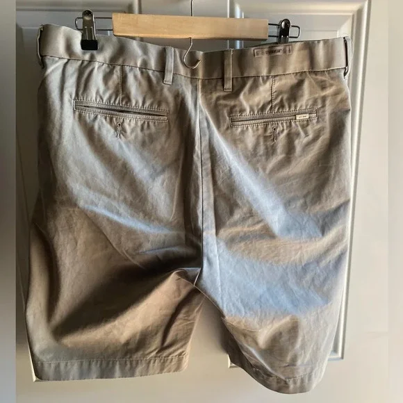 MARKS AND SPENCER Stormwear Pale Green Chino Shorts size 36In Mens Summer - Picture 9 of 10